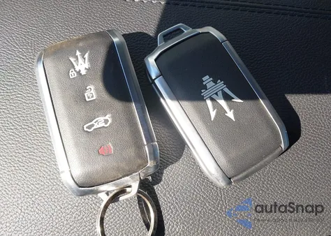 2023 Maserati Grecale Gt z USA, uszkodzony, nr VIN ZN682AVA5P7416162